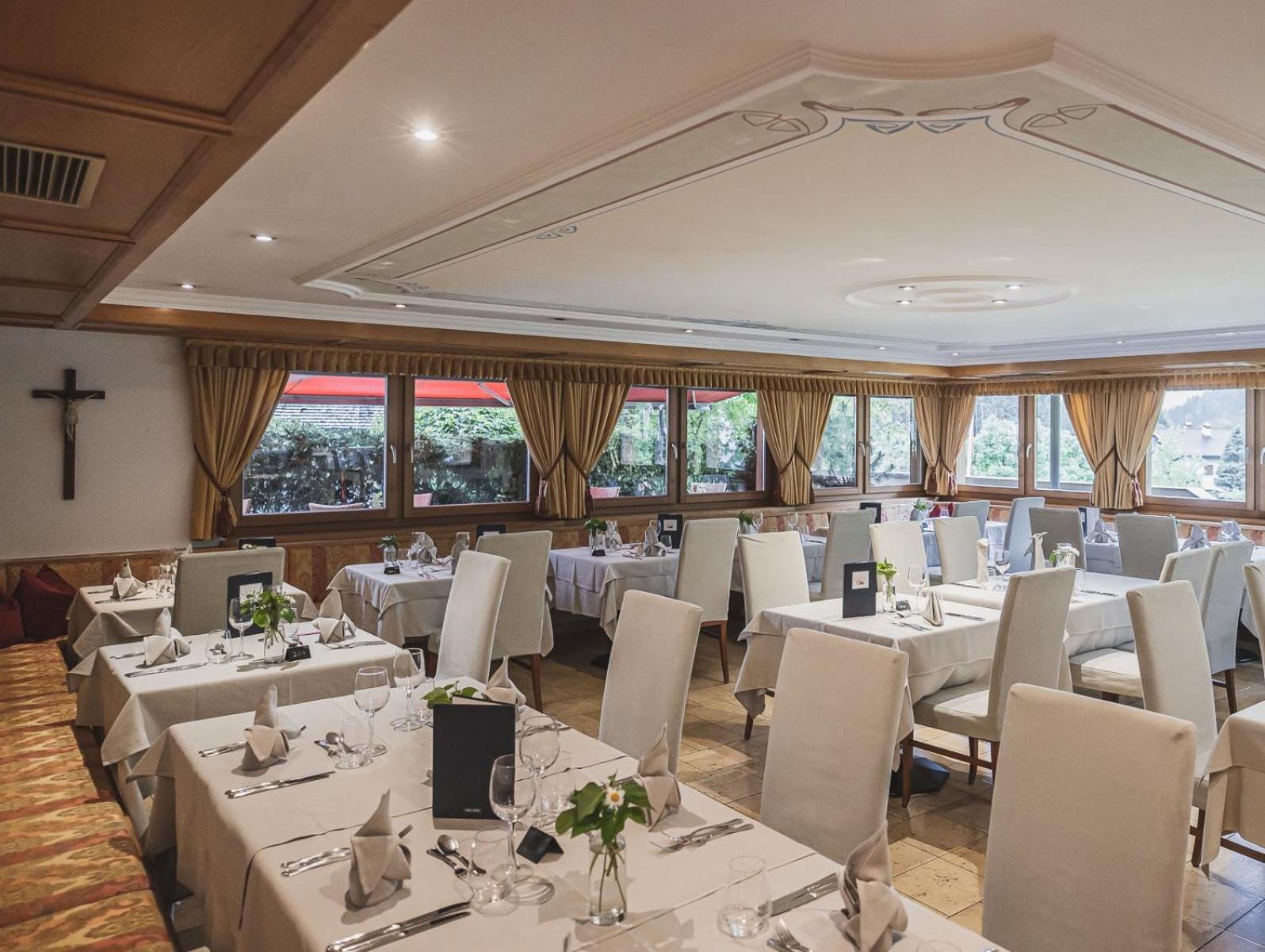 Hotel Broetz Rasun di Sotto Ngoại thất bức ảnh